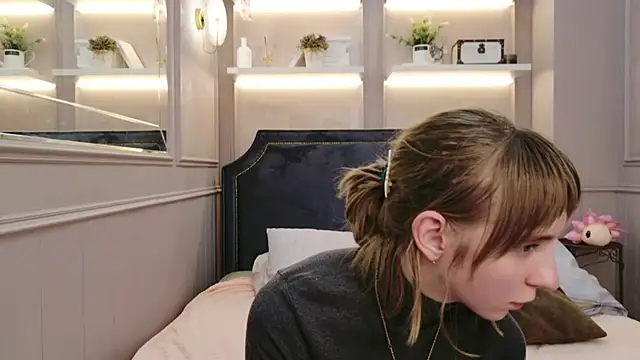 Snapshot of Beverly_Gomes chatting on October 6, 10:34 am Beverly Gomes online show from October 6, 10:34 am