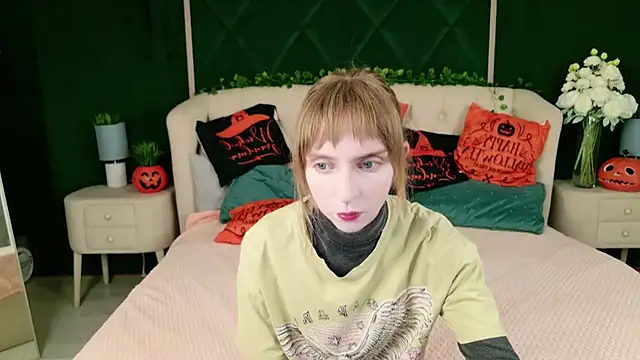 Snapshot of Beverly_Gomes chatting on October 18, 5:32 am Beverly Gomes online show from October 18, 5:32 am