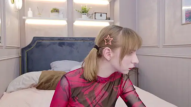 Snapshot of Beverly_Gomes chatting on November 9, 6:01 am Beverly Gomes online show from November 9, 6:01 am