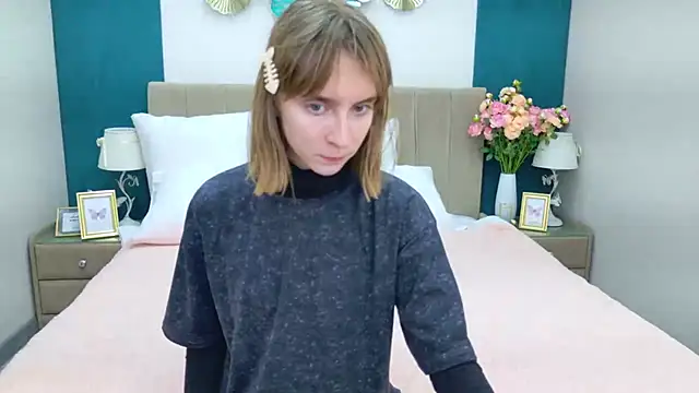 Snapshot of Beverly_Gomes chatting on December 3, 3:54 pm Beverly Gomes online show from December 3, 3:54 pm