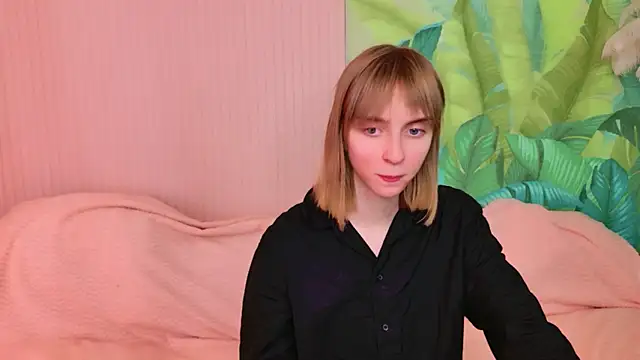 Snapshot of Beverly_Gomes chatting on December 15, 3:16 pm Beverly Gomes online show from December 15, 3:16 pm