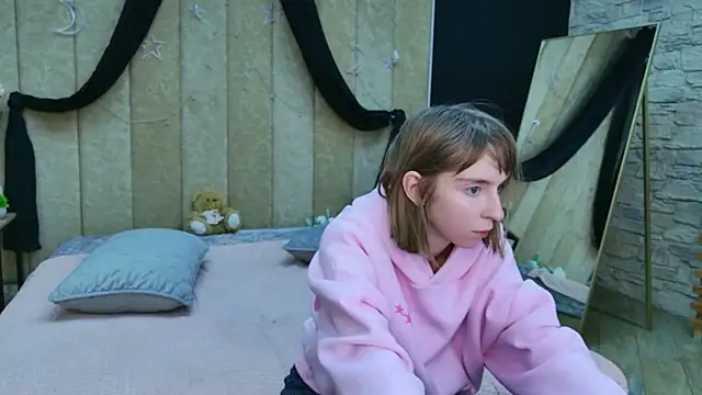 Beverly Gomes online show from March 5, 3:41 pm