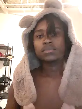 DarkSkinStroker online show from October 11, 5:17 am