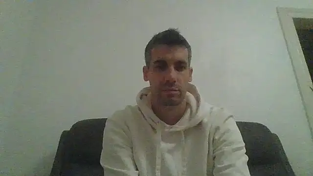 JulioIsHere4you online show from October 16, 5:58 pm