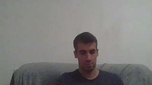 Snapshot of JulioIsHere4you chatting on November 9, 10:52 pm JulioIsHere4you online show from November 9, 10:52 pm