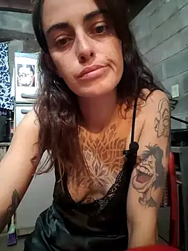 Snapshot of Almendrasexy chatting on November 9, 1:26 am Almendrasexy online show from November 9, 1:26 am