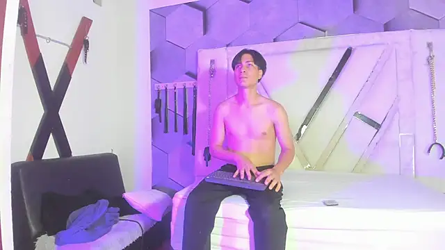 StevenHumps online show from September 18, 2:57 am