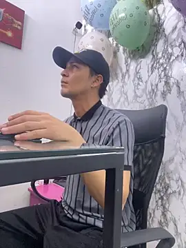 StevenHumps online show from October 7, 5:15 am