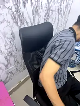 StevenHumps online show from October 17, 4:15 am