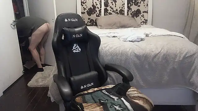 Snapshot of kingtaydo chatting on September 22, 1:18 am kingtaydo online show from September 22, 1:18 am