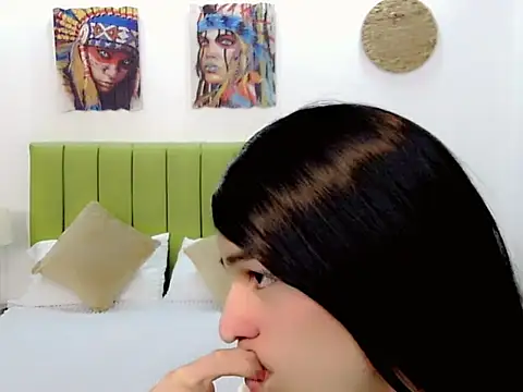 babysharol18 online show from October 24, 8:38 pm