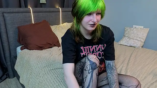 KandraCruser online show from October 4, 8:18 pm