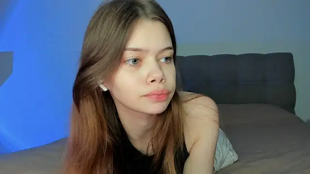 Snapshot of Milimeowww chatting on December 1, 5:51 pm Milimeowww online show from December 1, 5:51 pm