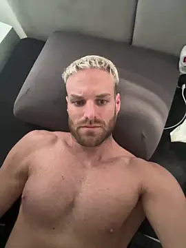 TheKevinboy online show from April 20, 4:10 pm