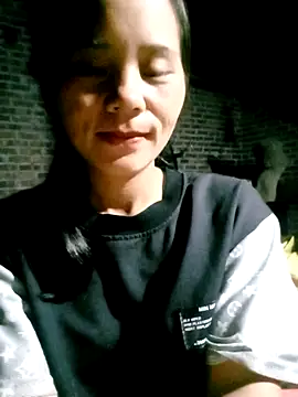 Snapshot of Suni2345 chatting on October 11, 10:30 pm Suni2345 online show from October 11, 10:30 pm