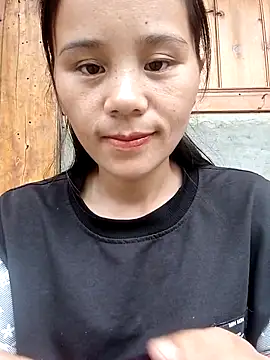 Snapshot of Suni2345 chatting on October 19, 1:39 am Suni2345 online show from October 19, 1:39 am