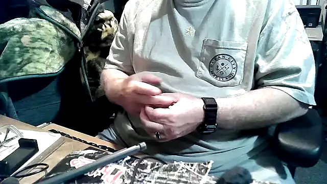 Snapshot of georgew62 chatting on September 17, 4:14 am georgew62 online show from September 17, 4:14 am