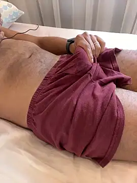 Hiuwee online show from October 4, 12:14 pm