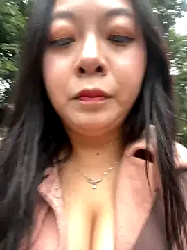 smgirls online show from November 3, 8:37 am