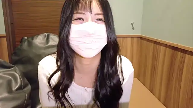 Ema-- online show from November 4, 10:36 am