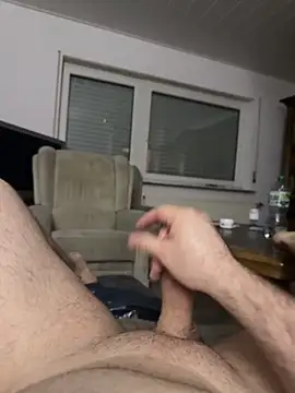 flamur albania online show from March 6, 10:39 pm