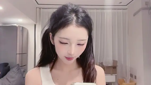 Snapshot of ZhaoZhao-ZM chatting on October 17, 1:57 pm ZhaoZhao-ZM online show from October 17, 1:57 pm