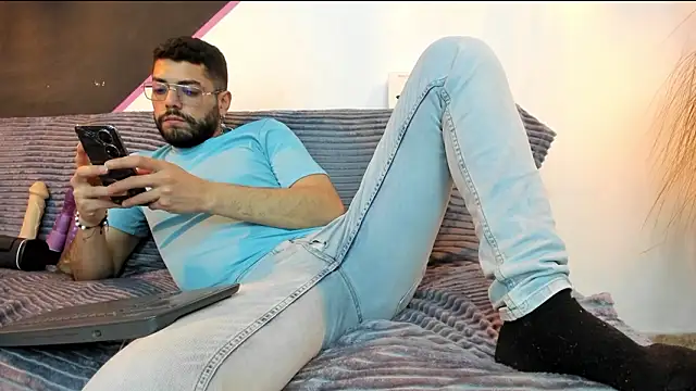 DanteWinter online show from March 2, 5:08 am