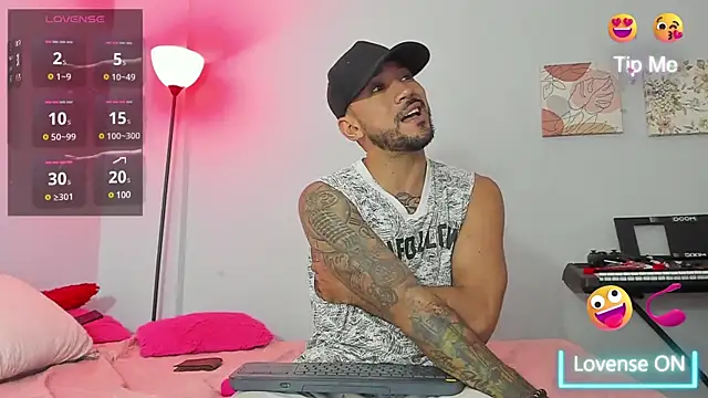 dereck karter online show from February 3, 12:25 am