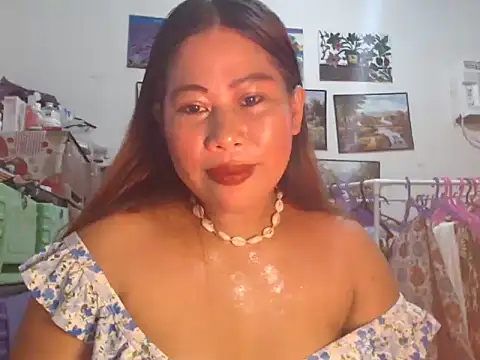 Snapshot of filipina_beauty chatting on October 5, 2:21 am filipina beauty online show from October 5, 2:21 am