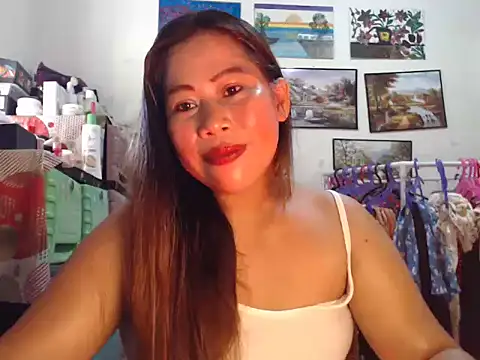 Snapshot of filipina_beauty chatting on November 15, 1:36 am filipina beauty online show from November 15, 1:36 am