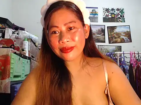 Snapshot of filipina_beauty chatting on November 30, 6:12 pm filipina beauty online show from November 30, 6:12 pm