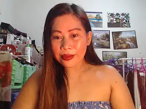 Snapshot of filipina_beauty chatting on December 4, 5:54 pm filipina beauty online show from December 4, 5:54 pm