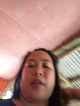 Snapshot of sexypinay_20 chatting on October 4, 2:42 am sexypinay 20 online show from October 4, 2:42 am