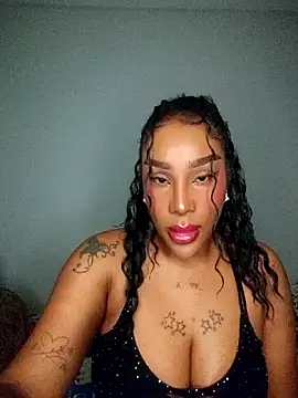 Queen Amara online show from February 2, 3:05 am