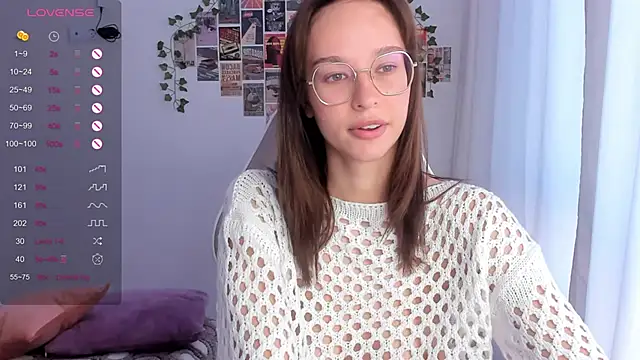  Alissaa online show from October 6, 1:19 pm