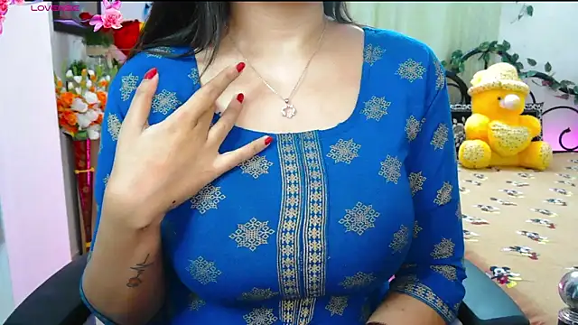 WildDimpi 0 online show from December 3, 6:28 pm