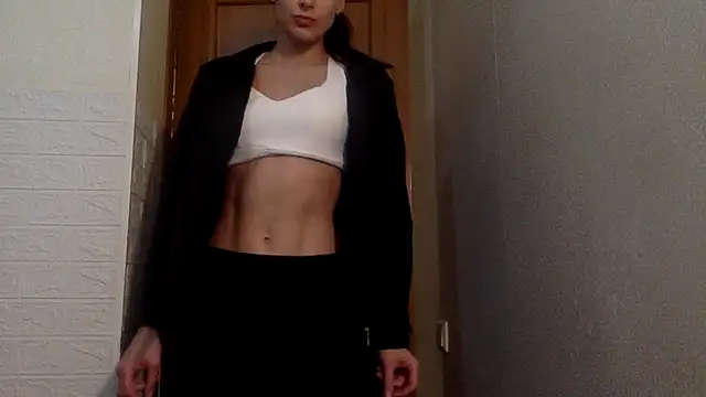 Snapshot of Lysarae chatting on November 9, 5:55 pm Lysarae online show from November 9, 5:55 pm