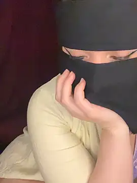 RooVaaN-Xx online show from April 30, 8:57 pm
