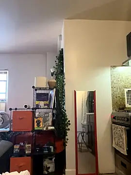 Snapshot of littyleesh1 chatting on October 9, 9:13 pm littyleesh1 online show from October 9, 9:13 pm