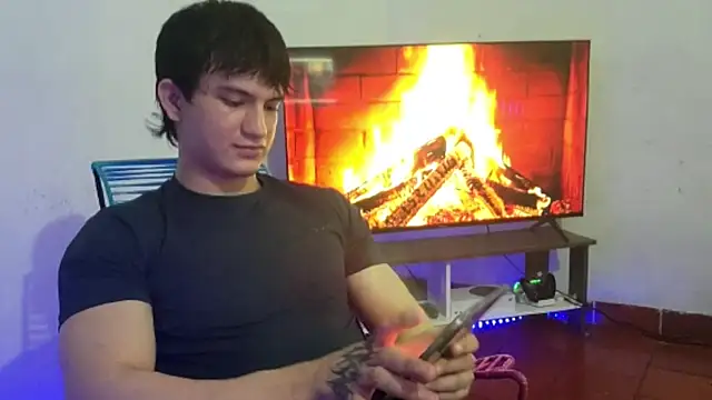 ErickWalton online show from October 23, 5:29 am