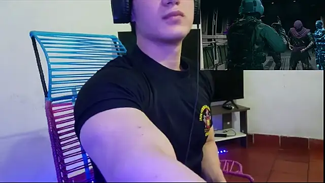 ErickWalton online show from November 11, 5:29 am