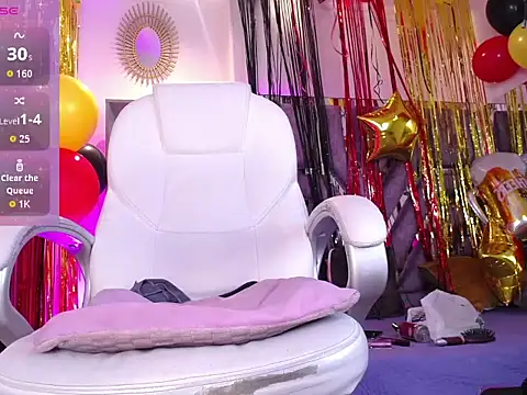 Eva Walker  online show from September 24, 6:11 pm