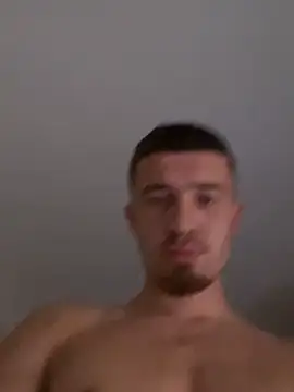 Snapshot of Johnclips2 chatting on September 15, 10:54 pm Johnclips2 online show from September 15, 10:54 pm