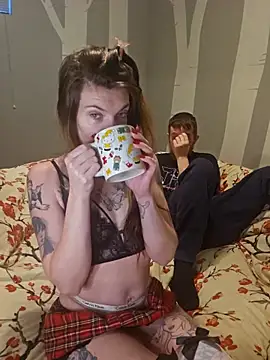 Blossom94 online show from December 17, 5:30 pm