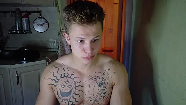 James  Noah online show from September 21, 8:10 pm