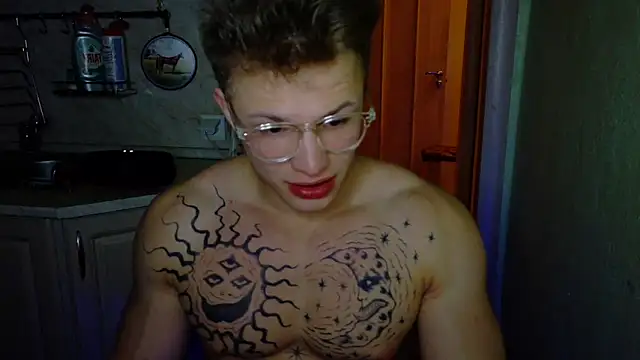 James  Noah online show from September 25, 9:18 pm