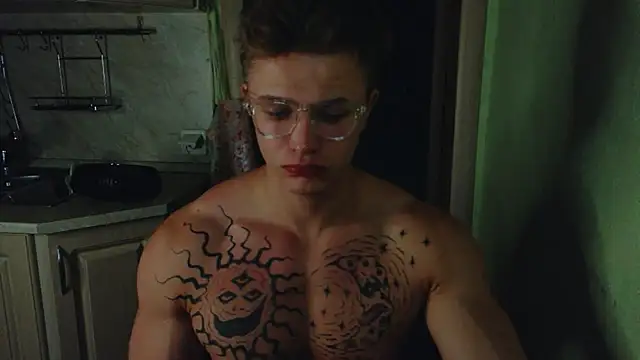 James  Noah online show from September 29, 9:08 pm