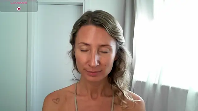 Paevoa online show from November 28, 9:01 am