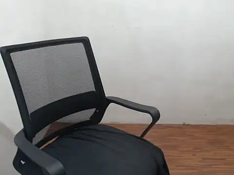 Snapshot of simply_hot1 chatting on October 25, 7:27 am simply hot1 online show from October 25, 7:27 am