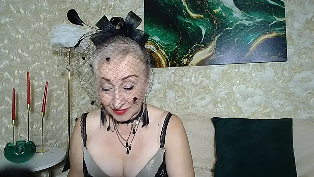  Sara  Smith  online show from September 13, 10:37 am